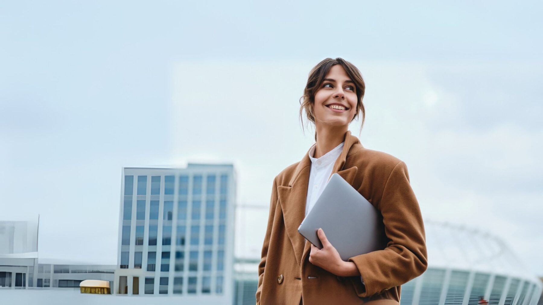 Next Talent werden - Frau mit Laptop